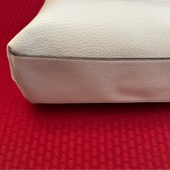Anne Klein Women's Chain 4 Poster Tote Ivory PEBBLED Leather Snap Close - Picture 7 of 8